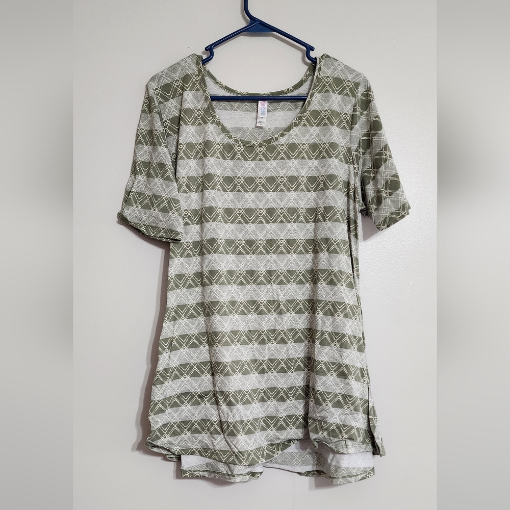 LuLaRoe Perfect T